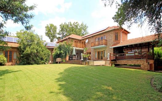 4 Bedroom House for sale in Modderfontein