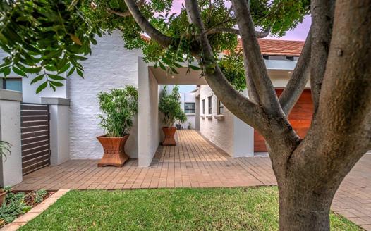 3 Bedroom House for sale in Midstream Ridge Estate