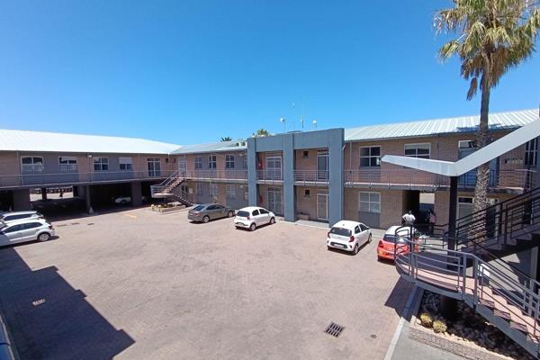 Unit 49, Frazzitta Business Park

Size: 150m2
Type: Office
Rate: R95m2
Price: ...