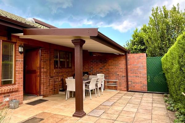 Serene One bedroom Retirement Home With Two Outdoor Veranda Areas 

Situated in the very popular Amber Valley Retirement development ...