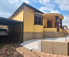 House for sale in Bezuidenhout Valley