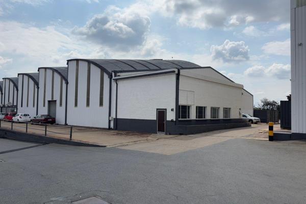 Spacious Warehouse for Rent in Secure Business Park - Roodepoort
This spacious ...