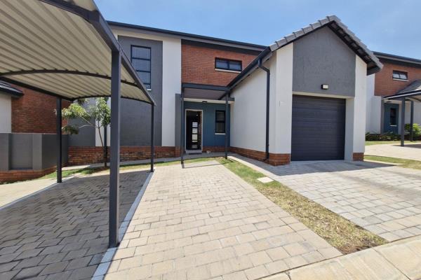 Step into a world of comfort and modern living with this stunning 3-bedroom townhouse, perfectly located in the sought-after complex The Manhattan @ Amberfield City, Rooihuiskraal North area of Centurion. This home is designed for both relaxation and entertainment, offering ...