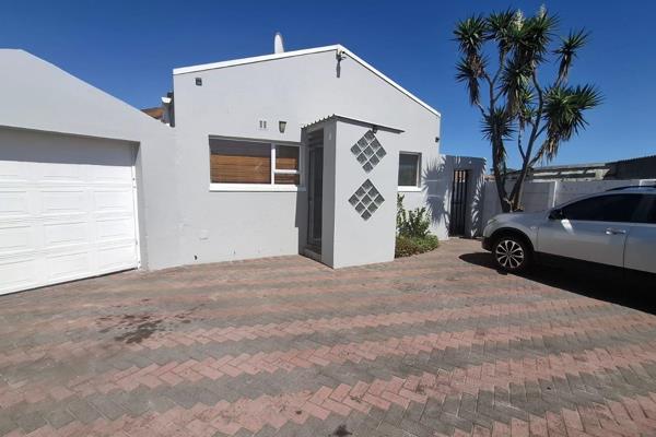 Who doesn&#39;t need extra income? This neat lock-up and go family home comes complete with a spacious one-bedroom granny flat, ideal ...