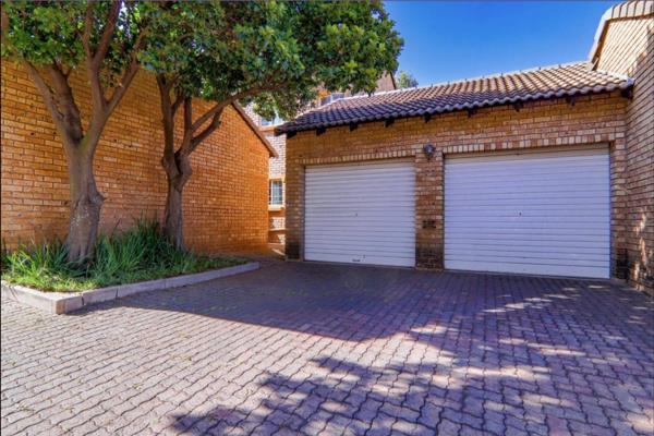 2 Bedroom, 2 Bathroom Simplex to Let in Eco Park, Centurion

Looking for the perfect rental in a prime location? This stunning ...