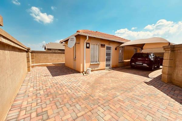 This lovely 3-bedroom house is set on a 210m&#178; stand, providing ample space both ...