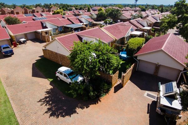 2 Bedroom
2 Bathroom
Garden

Double Garage