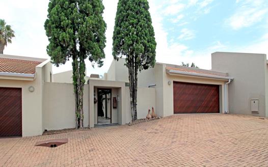 3 Bedroom House for sale in Sunninghill