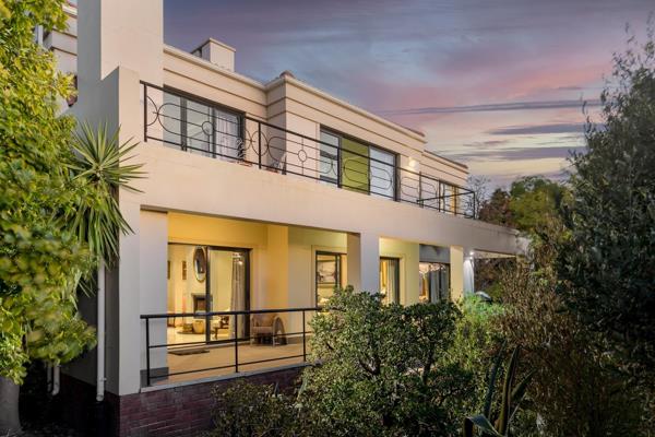 Exclusive marketing by Chas Everitt - Pieter Kotze

This home is set in a perfect position in a quiet cul de sac and offers North ...