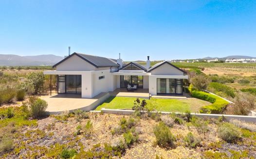 4 Bedroom House for sale in Benguela Cove Lagoon Wine Estate