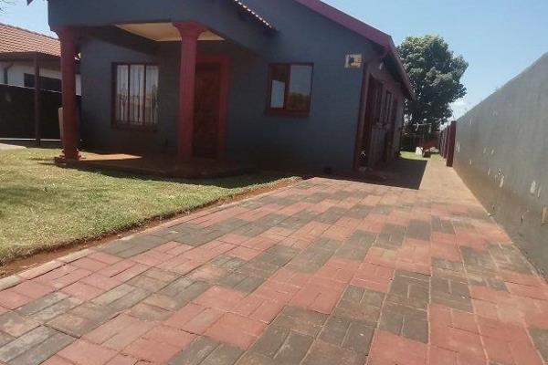 Location, Style, Comfort, Peace

The Home is located in the quite area of Soshanguve Block XX. It is a welcoming family home with ...