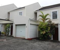 Townhouse for sale in Bonza Bay