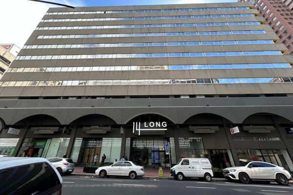 A-Grade Office Space in the Centre of the CBD

Space is sub-divisible.
In its current form, 4 cellular offices.
Windows run the length ...