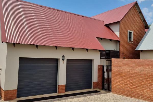 Two Bedroomed Townhouse to rent  in Heritage Hill Estate.  Available 01 March ...