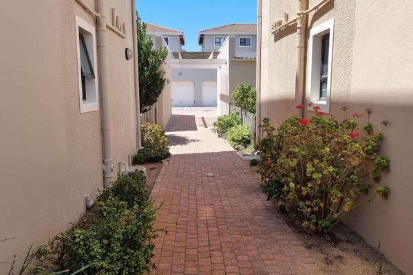 SOLE MANDATE

This neat 2 bedroom apartment is situated in Helderzicht Apartments, Darries Street, Strand which is about 3 minutes ...