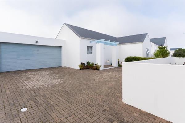 This spacious house is situated in the very popular Blue Lagoon Security Estate. 
Here the kids can still drive their bicycles in the ...