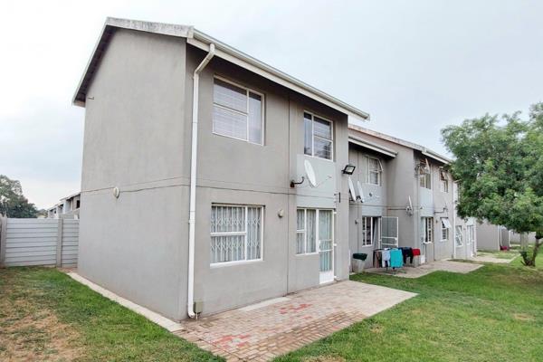 Well mantained complex in Ormonde, this apartment consist of 1 Bedroom, Bathroom, Open ...