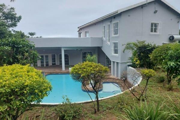 Nestled on a prime stand in the prestigious Ridge Road, Umhlanga Rocks, this stunning property is a rare find. Offering unparalleled ...