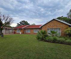 House for sale in Karenpark