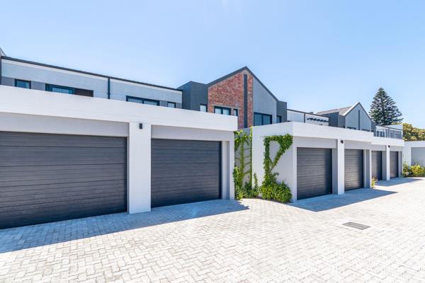 This double-storey townhouse is in this sought-after new development offering the perfect blend of modern elegance and everyday ...