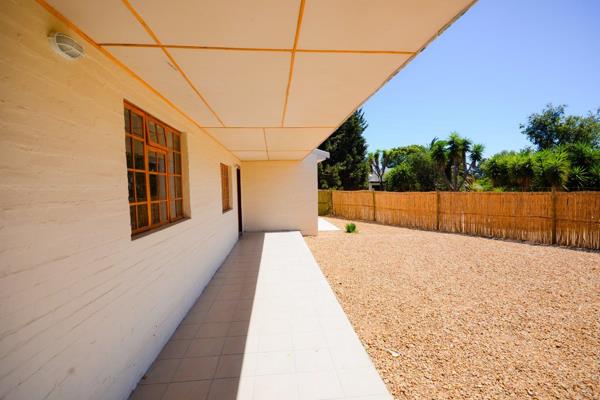 Newly built three bedroom with additional room that can also be utilized as granny flat, on the verge of Durbanville on a small ...