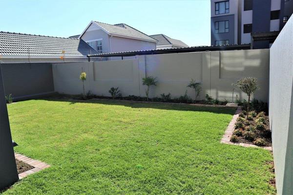 Ventura Complex is the latest development in the Fourways, spacious ground floor units are up for grabs, this units comprise of 2 ...