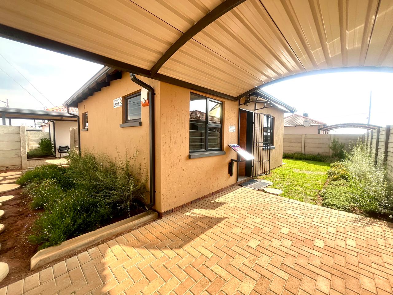 protea-glen-property-property-and-houses-for-sale-in-protea-glen