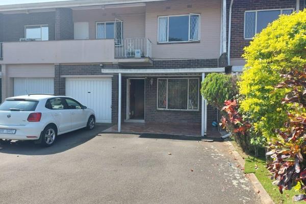 Modern 3-bedroom family home located in Pinehill Avenue, Ashley, Pinetown. Conveniently situated near schools, shops, places of ...