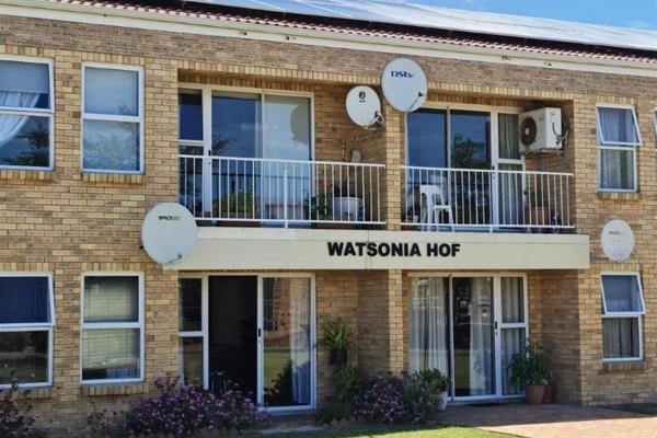 2 Bedroom Apartment in Klaradyn Secured Retirement Complex, Brackenfell 

• 2 Bedrooms with wall-to-wall carpets 

• 1 Full ...