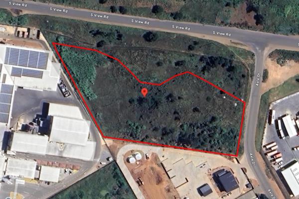 A prime piece of industrial land measuring 14,639m2 is available for sale in the ...