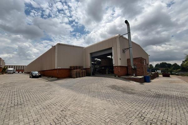 3,189m&#178; Industrial Warehouse with Dock Leveller&#39;s in Randjespark ...