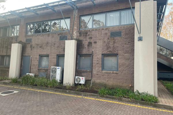 684m2 A Grade Offices to Rent in New Road, Midrand. 

In the heart of the Midrand CBD ...