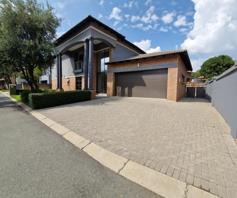 House for sale in Sunward Park