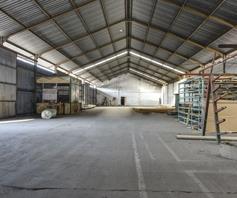 Commercial Property for sale in Uitvlught