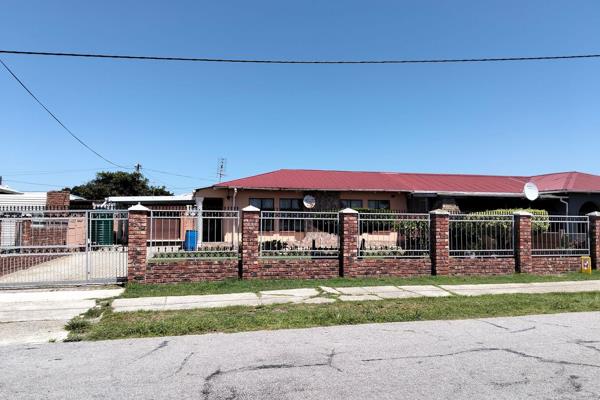 This neat face brick house with large garden is a must have for a young family. The lovely well established vegetable and flower garden ...