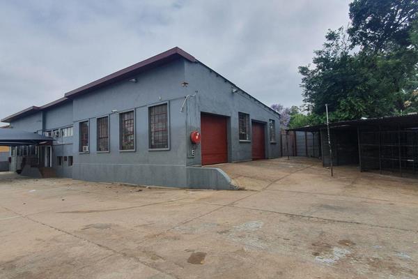 This neat 750m2 industrial warehouse is available to let in the sought after industrial ...