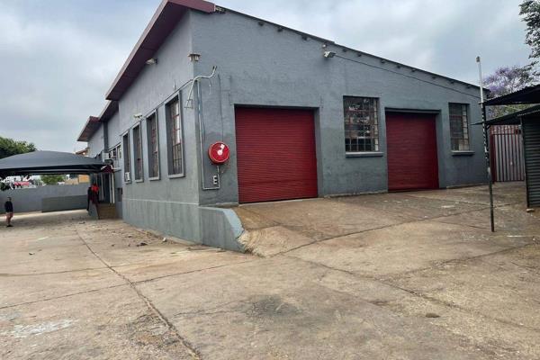 Free standing industrial facility offering good road exposure, available for occupation. ...