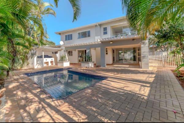 Nestled in the heart of Sunningdale, Umhlanga, this stunning 4 bedroom, 3.5 bathroom family home offers the ultimate in modern living. ...