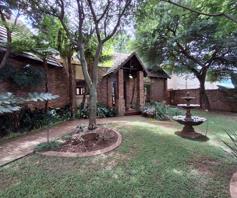 Townhouse for sale in Glen Marais