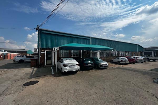 This well-maintained 820M2 factory is available for immediate rental in the sought-after ...