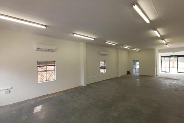 Location: 5 Bellingham Street, Highveld, Centurion
Size: 196m&#178;
Rental: R23 ...