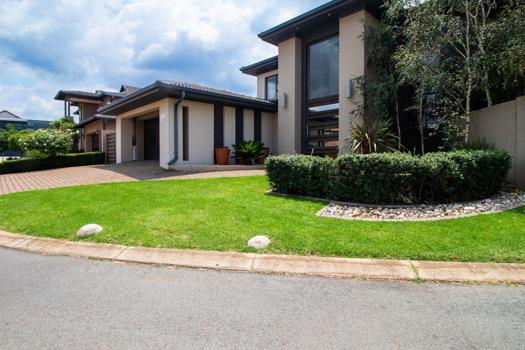 4 Bedroom House for sale in Ebotse Golf Estate