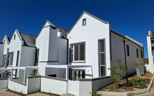 3 Bedroom House for sale in Gevonden Estate