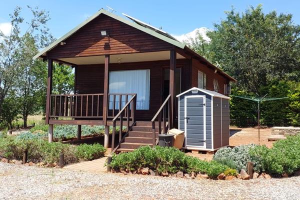 1 BED CABIN TO RENT IN GROOTFONTEIN COUNTRY ESTATE
Experience country living with this ...