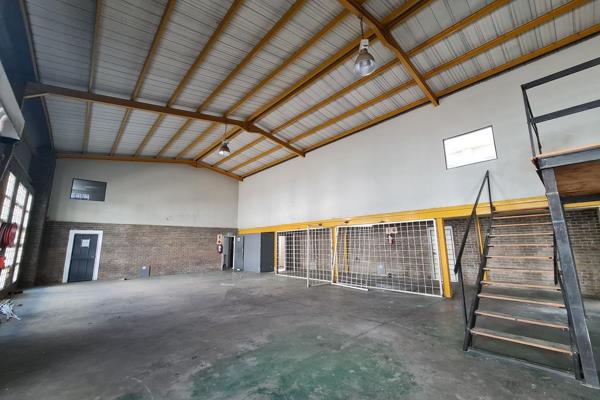 A fantastic mini warehouse measuring 437sqm is now available for rent in the industrial ...