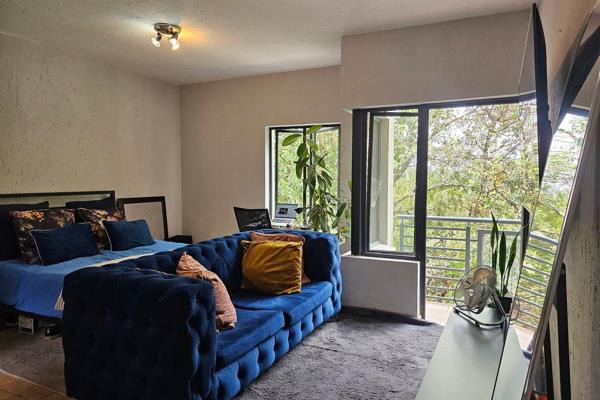 A peaceful studio apartment with a balcony and basement parking. This refreshing ...