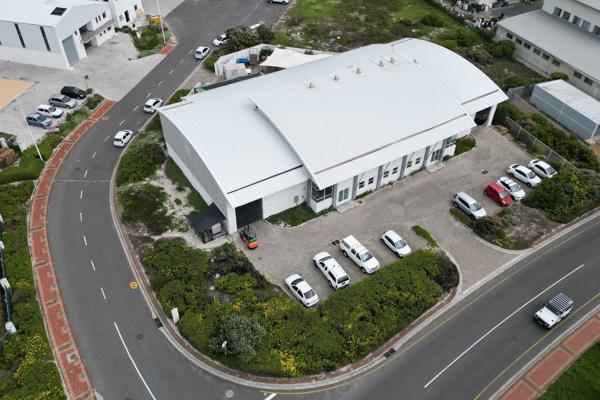 Capricorn Park is a Business and Industrial complex located near Muizenberg and Marina ...