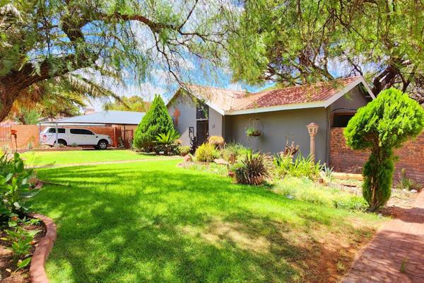 3 Bedroom House For Sale with Flatlet


Welcome to your new dream home! 
This exceptional property in Kathu is designed for those who ...