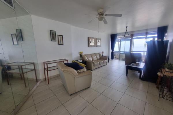 Wake up to sunrises and go to sleep listening to the waves.
This apartment is situated in the sought after apartment block, Longbeach ...