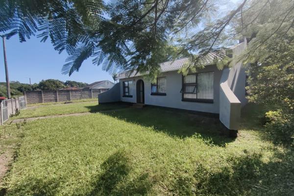 Luthando Gxashe Properties is proud to present this beautiful home in the heart of Cambridge. It is a walking distance to Romans Pizza ...